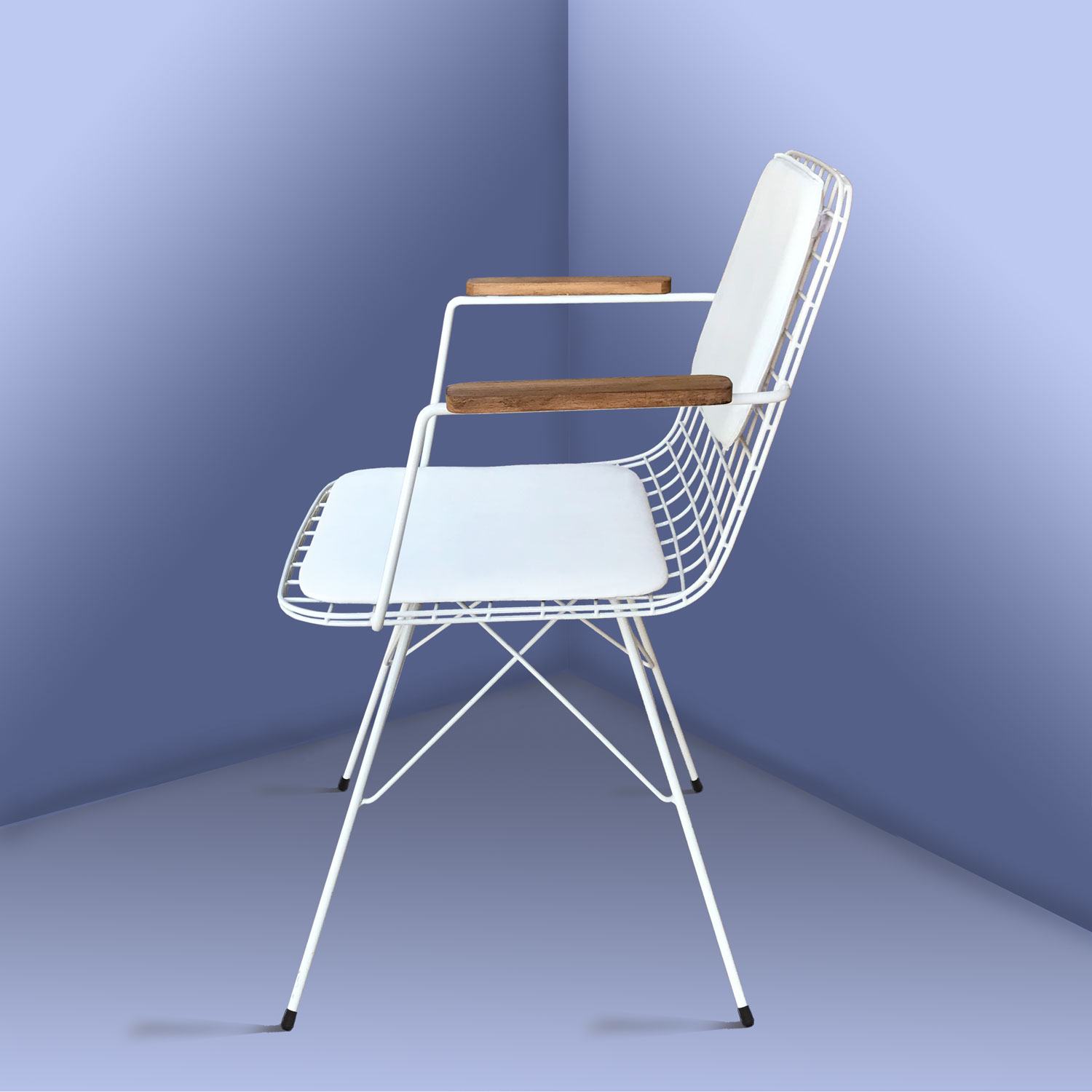 Beyaz Kolçaklı Sırt Minderli Tel Sandalye